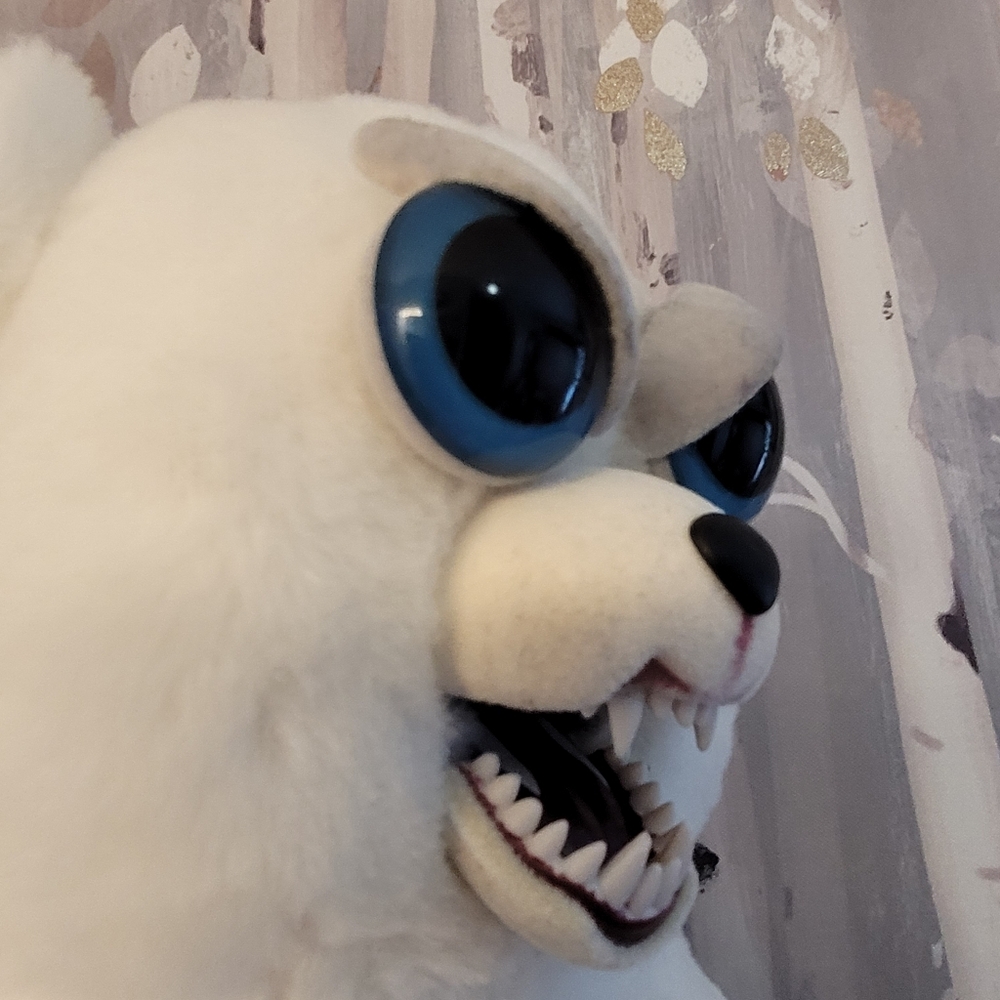 Feisty Pets Karl The Snarl The Polar Bear Plush - Picture 5 of 16